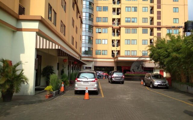 Spacious Studio Room at Grand Setiabudi Apartment