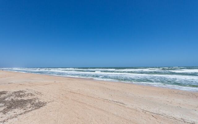 Seaside Bungalow - Three Bedroom Home