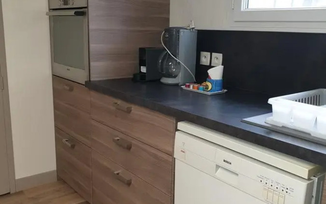 T1 Dans Maison Au Calme