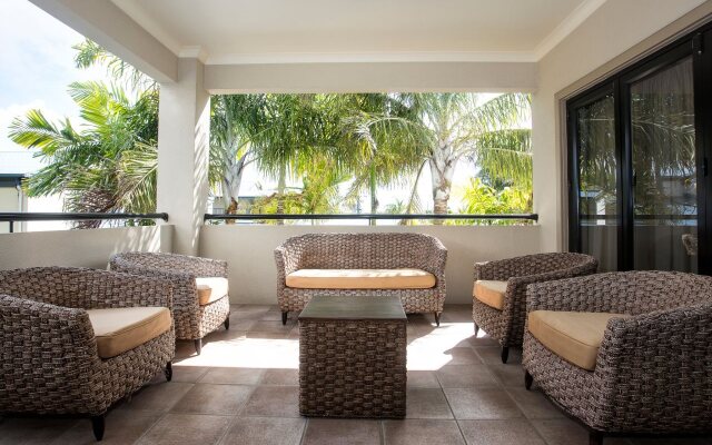 Coral Cay Resort