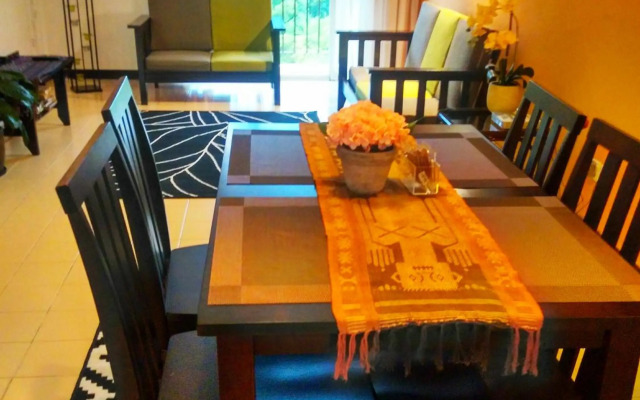 Jean CleanComfy Apt Near Beach