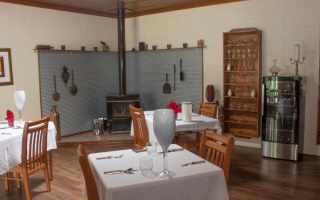 Chilverton Cottages & Restaurant