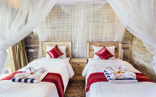 The Puncak Sunset Ceningan