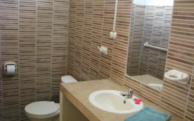 Kontiki Bungalows Mancora