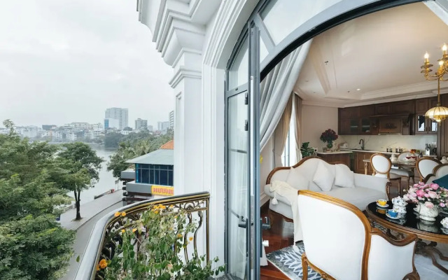 Luxe Paradise Suites Hotel