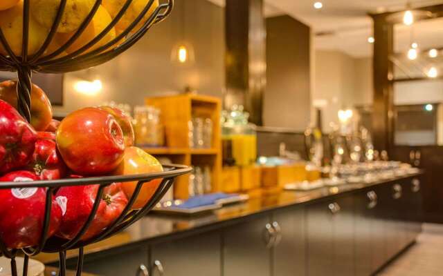 Peavine Inn And Suites High Prairie