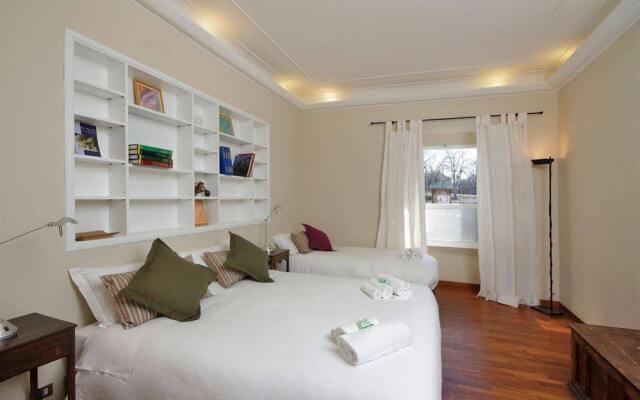 Short Stay Rome Apartments Colosseum