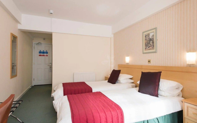 Mayfair Hotel