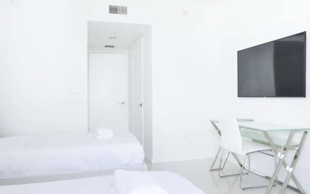 Luxury 2BR Condo at Icon Ocean View