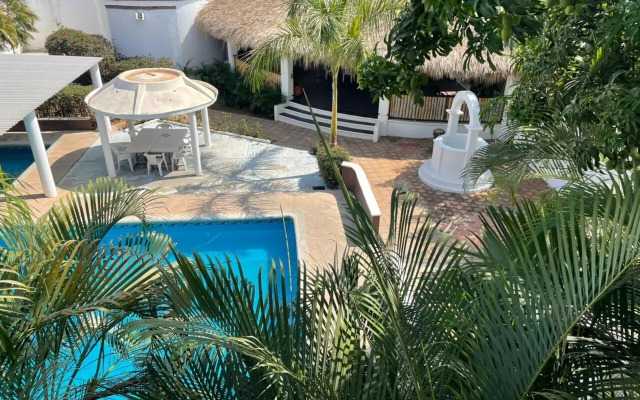 Hotel Camino Del Sol