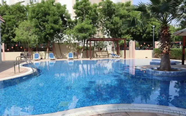 Stunning Studio With Balcony And Free Parking