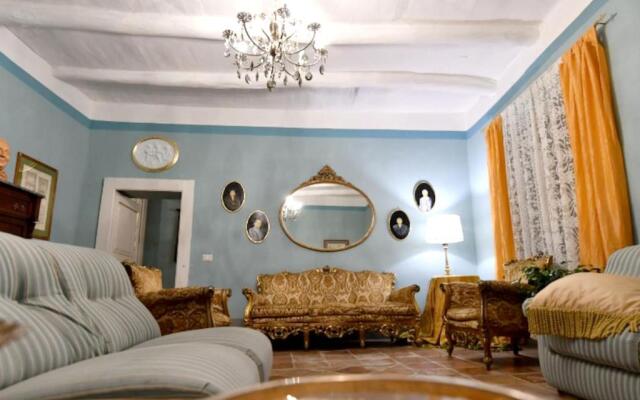 2 bedrooms house with sea view enclosed garden and wifi at Francolise