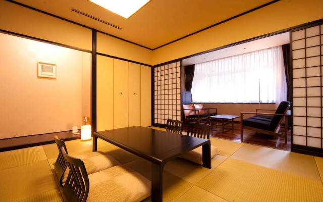 Yufuin Ubl Hotel