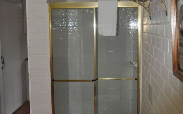 Woolshed Hill Estate