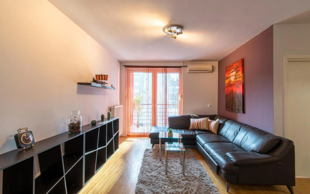 Flexible SelfCheckIns 31 - Zagreb - Garage - Loggia - New