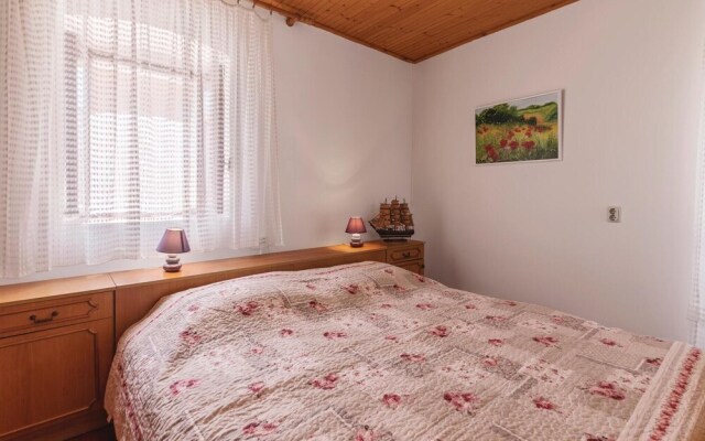 Nice Home in Pula With 1 Bedrooms