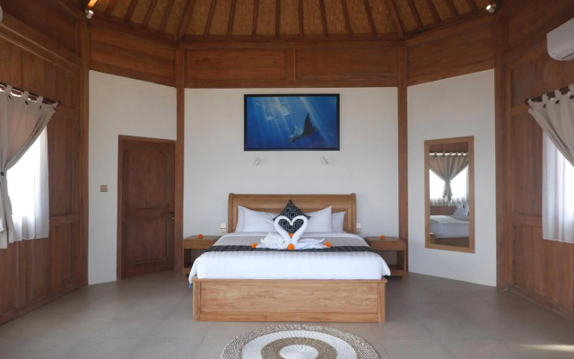 Blue Harbor Beachfront Villas & Resto