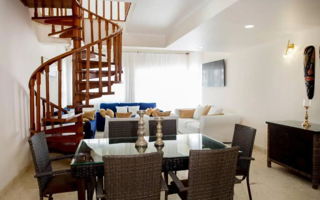 Bavaro Beachfront Penthouse 4 bdr/5 Bth 10+ Guests