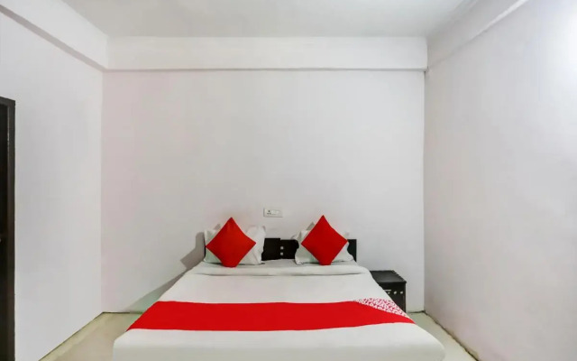 Oyo 84164 Nayra Residency(Grg2381)
