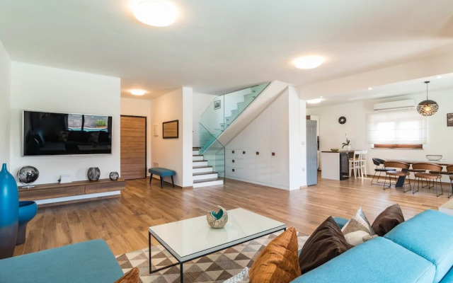 Apartment in Croatia Near the Coast