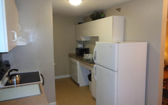 Riverview Suites Apartments