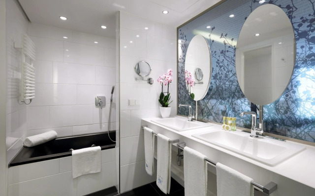 Eurostars Book Hotel