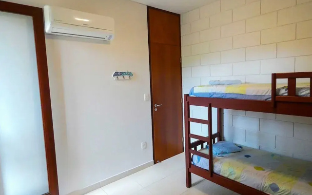 Casa c Wi-fi Jacuzzi e Churrasqueira em Guaec SP