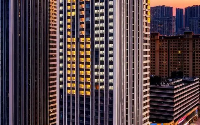 Vienna International Hotel (Zhengzhou Zhongyu Film Town Shangdu Road Branch) – Outside – Zhengzhou