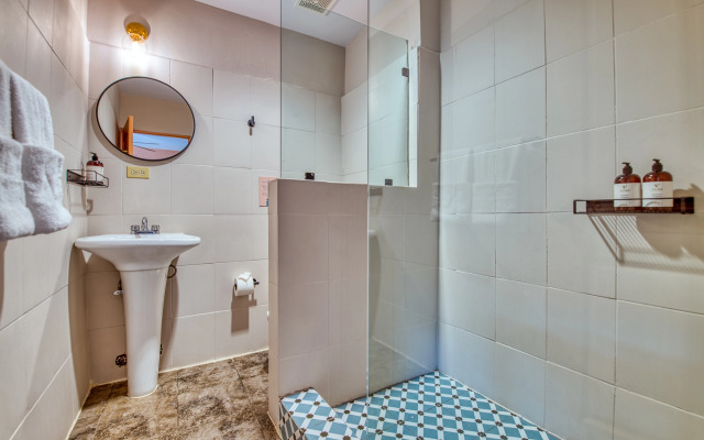 Bocas Paradise Hotel