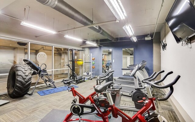 FRONTDESK 500 Fifth Apts Downtown Nashville