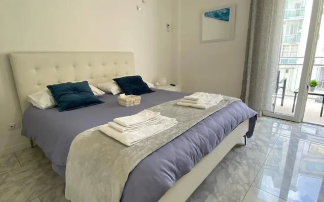 Ennio Rooms