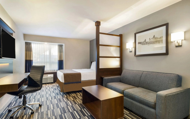 Microtel Inn & Suites by Wyndham Mont Tremblant