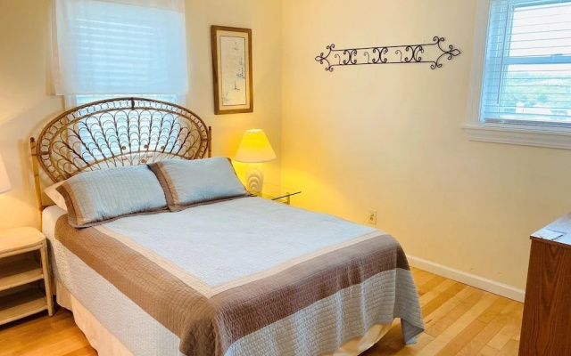 Serenity Now 3 Bedroom Home by RedAwning