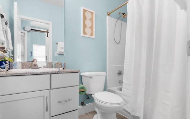 Laketown Wharf Penthouse 2026