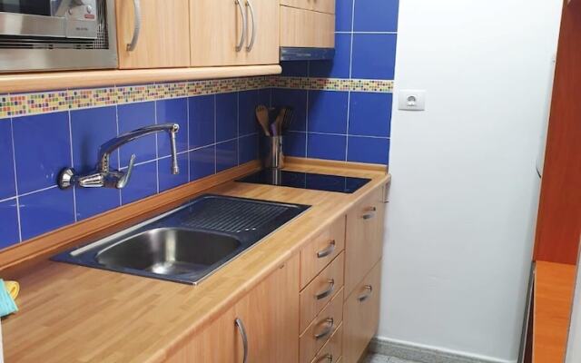 Vives Beach Flat by Canary365