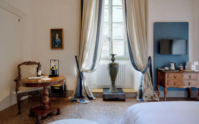 Palazzo Giacometti Suites