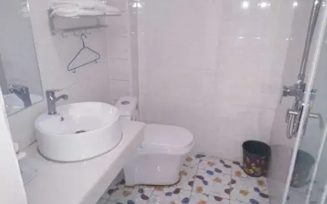 Taibai Mountain Baixingwang Hotel