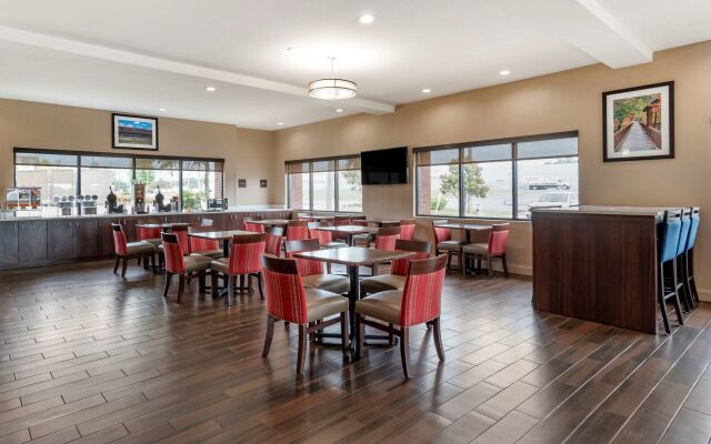 Comfort Suites Pell City