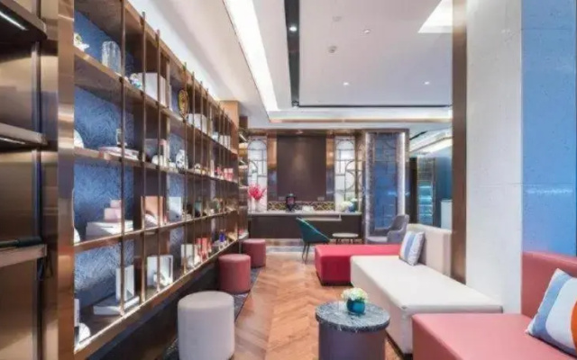 Yitel Collection (Chengdu Wuhouci Sichuan Orthopaedic Hospital Metro Station Branch)