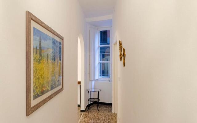 ALTIDO Ideal Flat near Aquarium