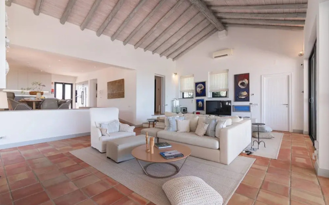 Casa Velha Pool Ocean View