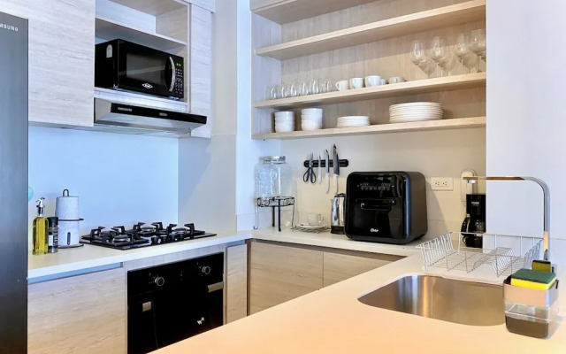 Morros Zoe by Wynwood House