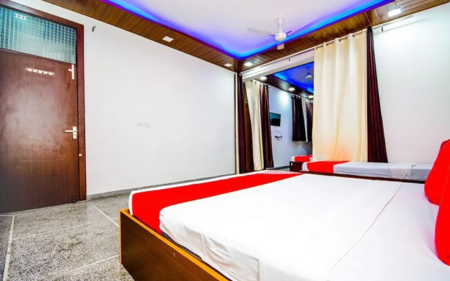 Hotel Mubarak by OYO Rooms