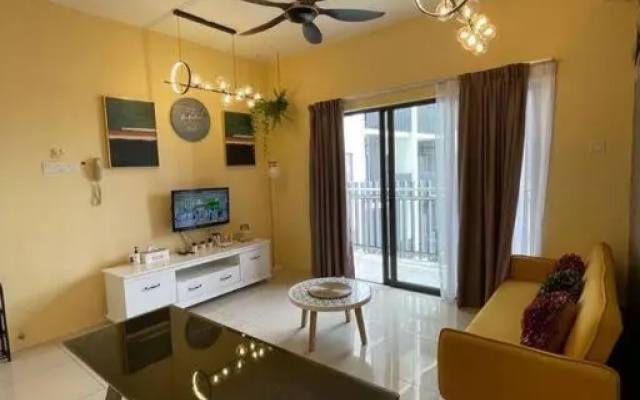OPAHOME@SWISS GARDEN RESIDENCE (POOL VIEW) 1 Bedroom Studio with WIFI + NETFLIX – Guest Rooms – Balok