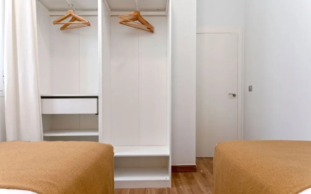 Genteel Home Recaredo
