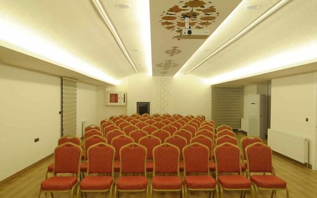 Devin Otel Isparta