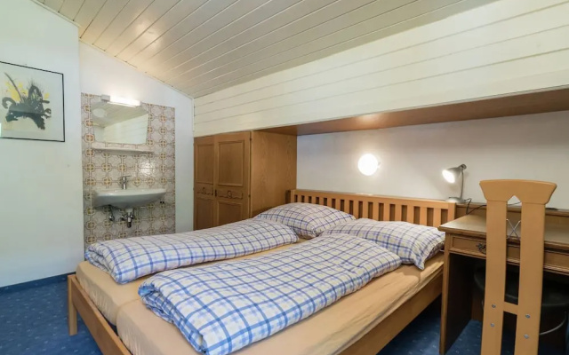 Spacious Apartment near Ski Area in Niedernsill