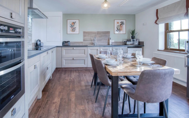 The Beacon - 3 Bed - Ludchurch