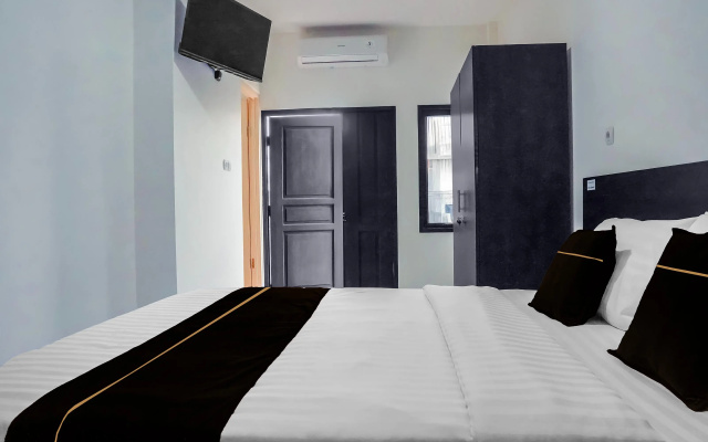 Hotel O Khan House Syariah – Guest Rooms – Padang