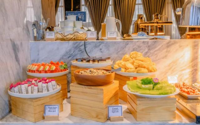 New Century Dalat Hotel